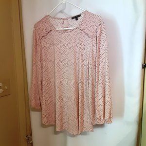 Adrianna Papell, Soft Pink with Little Black Hearts Blouse Size Large NWOT